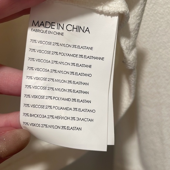 Club Monaco size small off the shoulder top - Picture 6 of 7